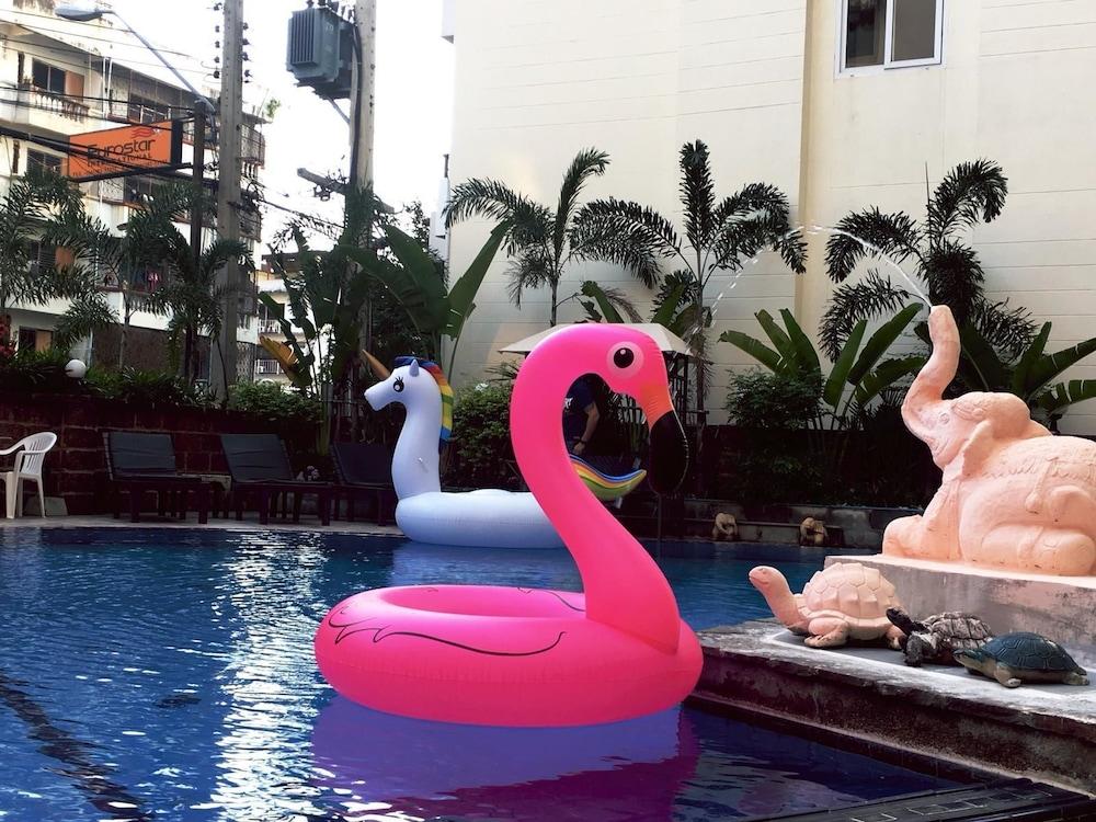 Eurostar International Hotel Ban Nong Tabaek Luaran gambar